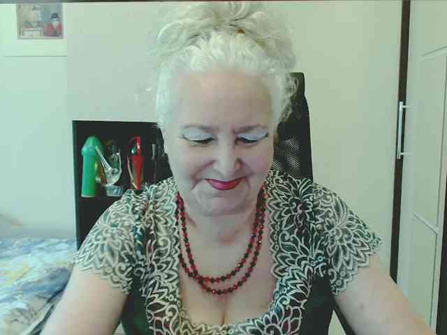 GrannyWants webcam