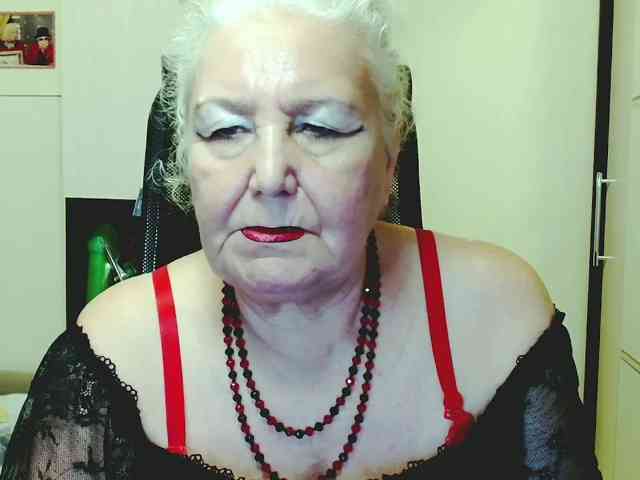 Model: GrannyWants