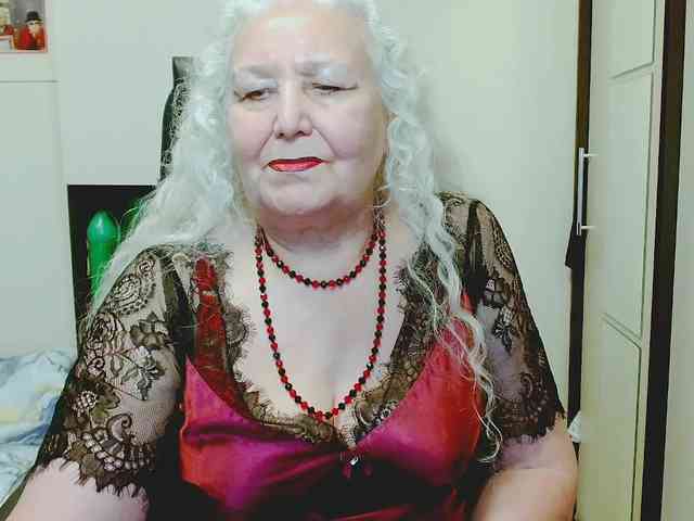 Model: GrannyWants