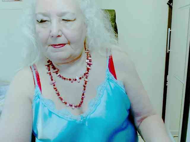 GrannyWants webcam