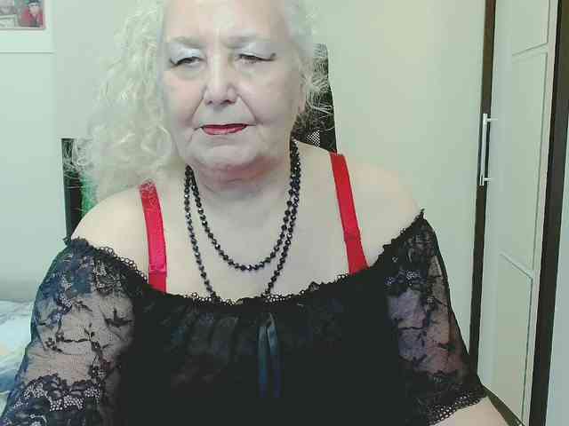 Model: GrannyWants