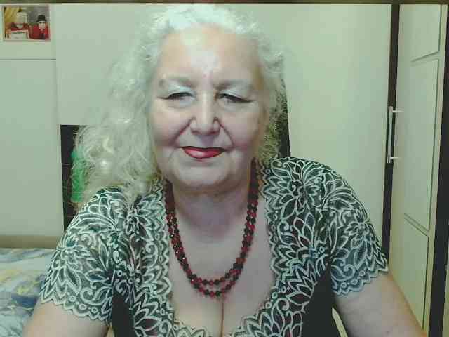 Model: GrannyWants
