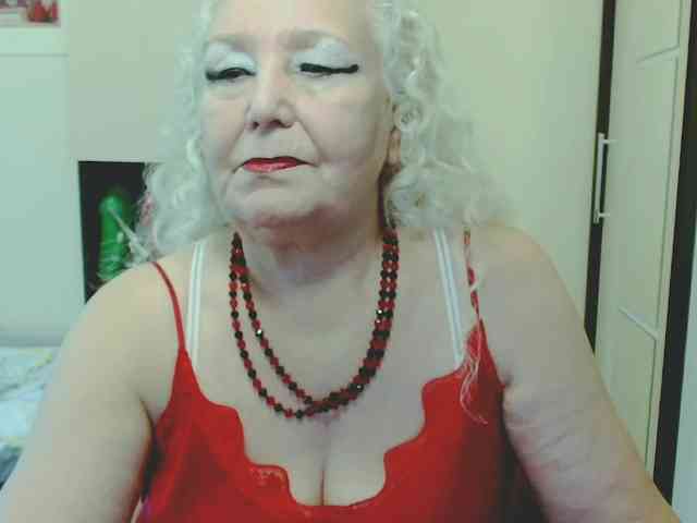Model: GrannyWants