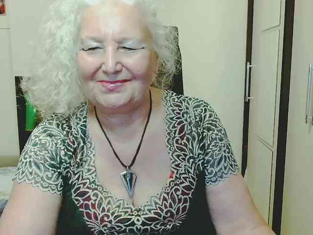 grannywants Live Webcam on BongaCams