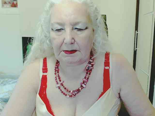 Model: GrannyWants