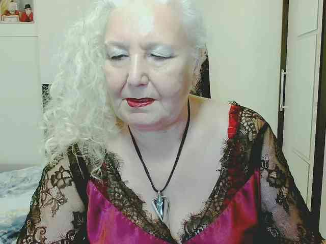 GrannyWants webcam