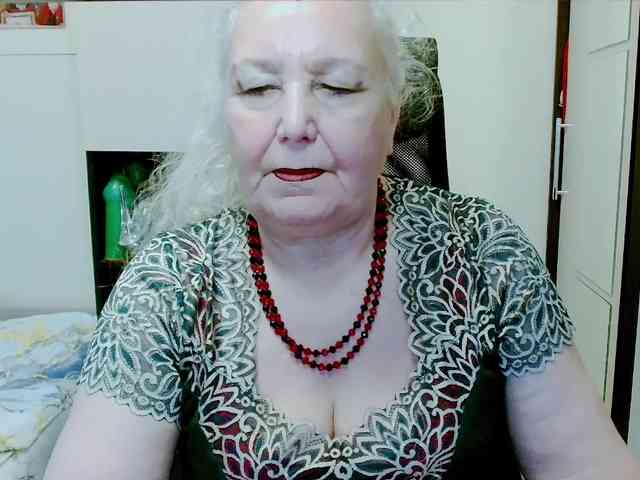 GrannyWants webcam