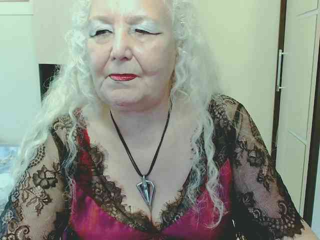 GrannyWants webcam