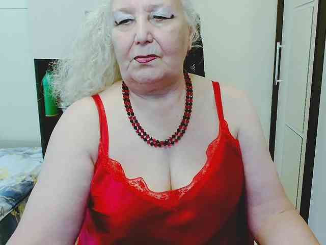 Model: GrannyWants