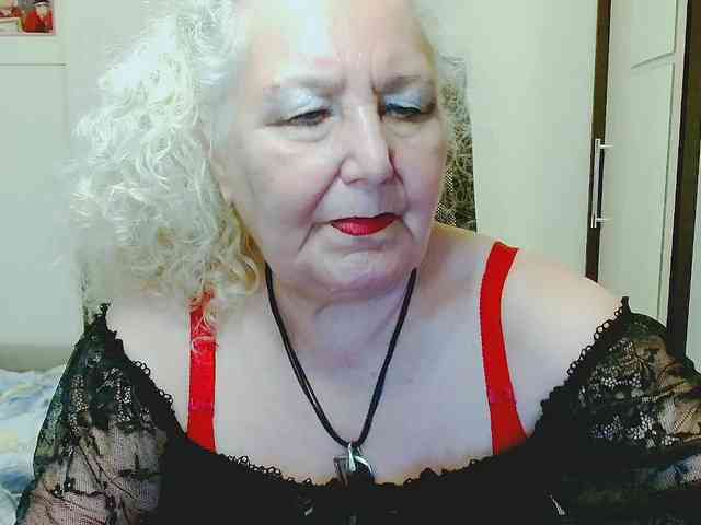 Model: GrannyWants