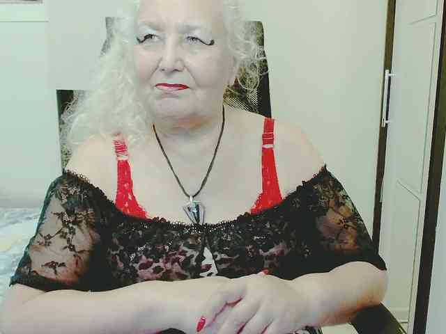 Model: GrannyWants