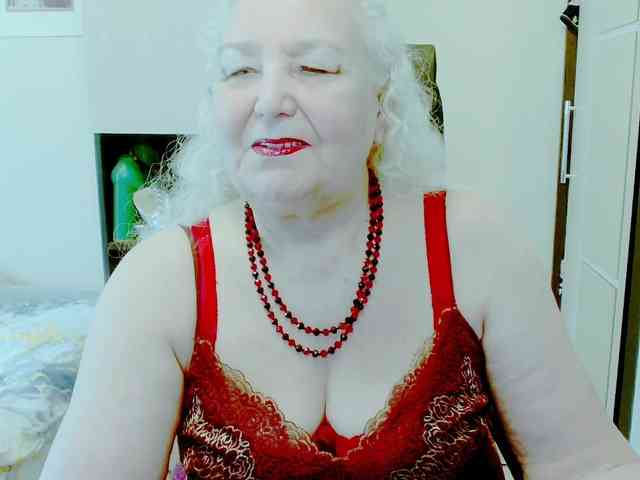 GrannyWants webcam