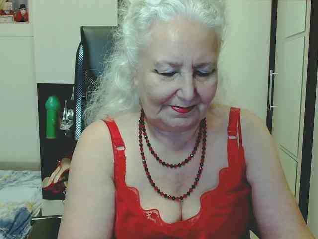 Model: GrannyWants