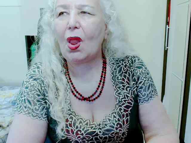 Model: GrannyWants