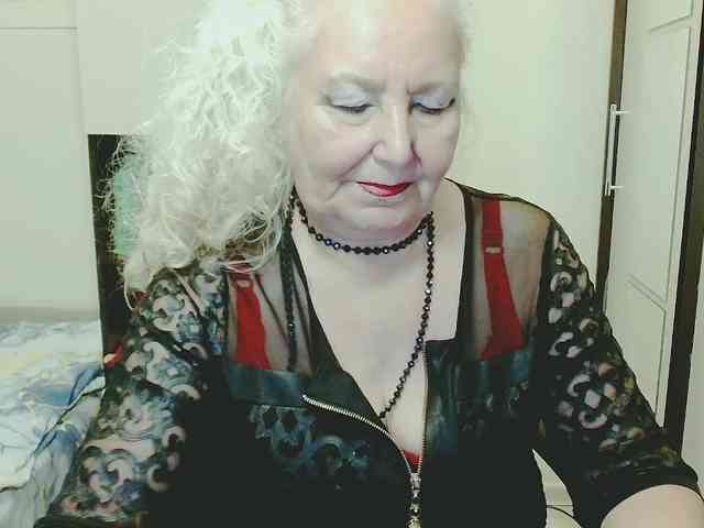 Model: GrannyWants
