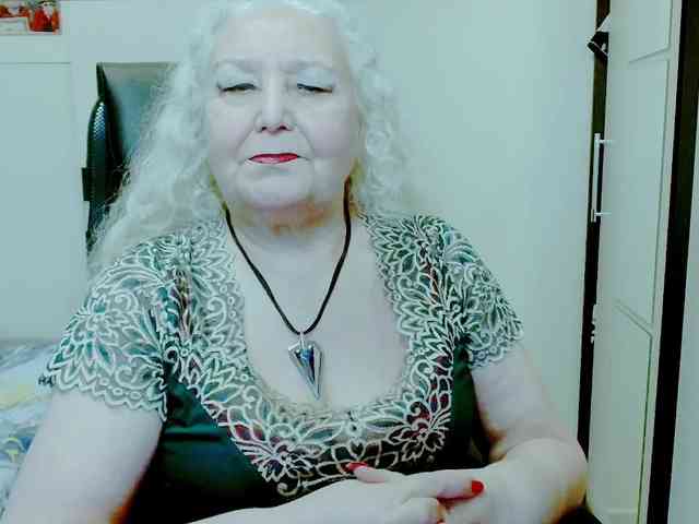 GrannyWants webcam