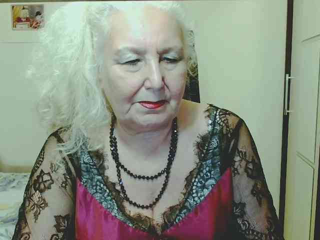 Model: GrannyWants