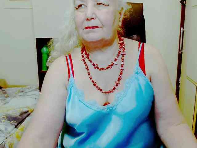 grannywants Live Webcam on BongaCams