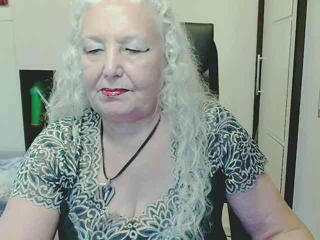 GrannyWants webcam