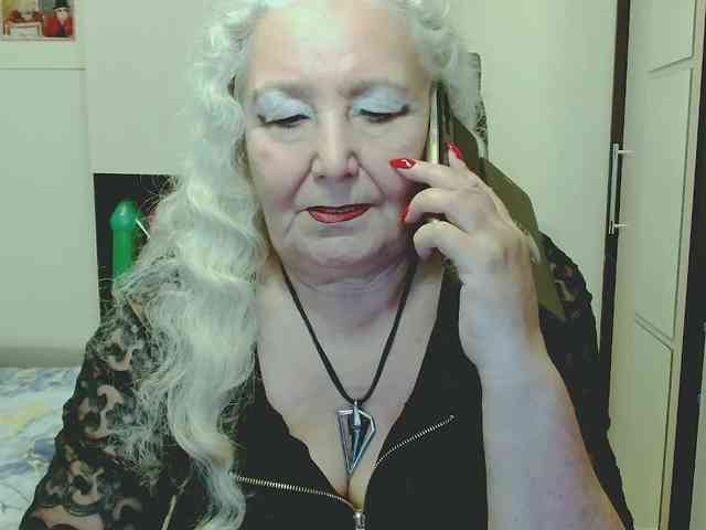 Model: GrannyWants