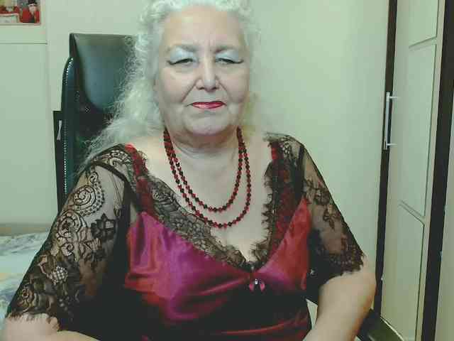 Model: GrannyWants