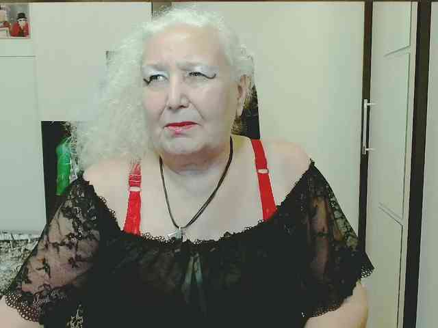 Model: GrannyWants