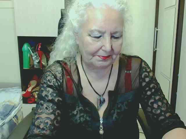 Model: GrannyWants
