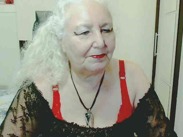 Model: GrannyWants