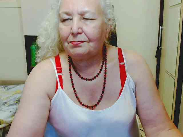 GrannyWants webcam