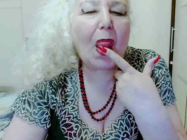 GrannyWants webcam