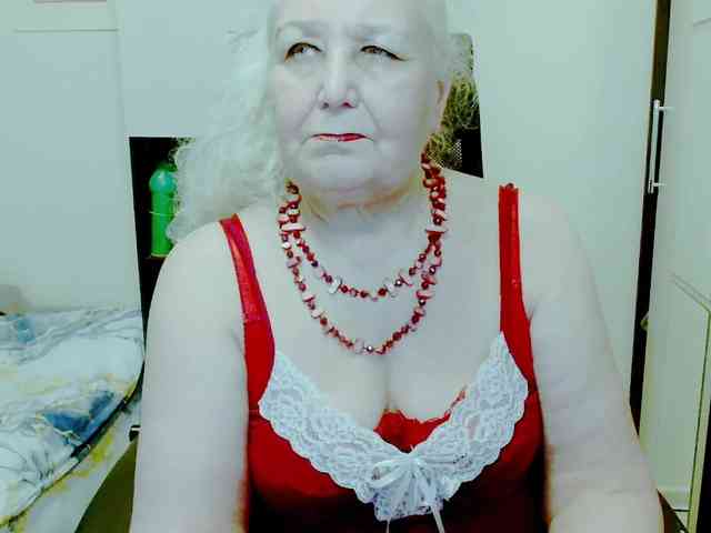 Model: GrannyWants