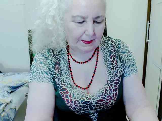 GrannyWants webcam