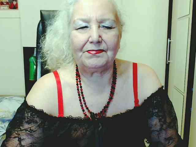 Model: GrannyWants