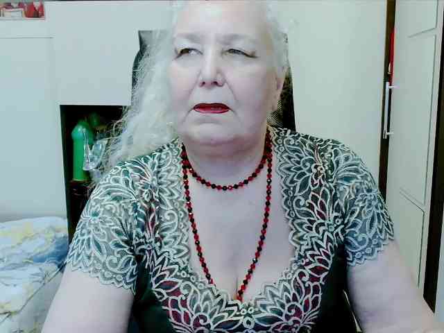 Model: GrannyWants