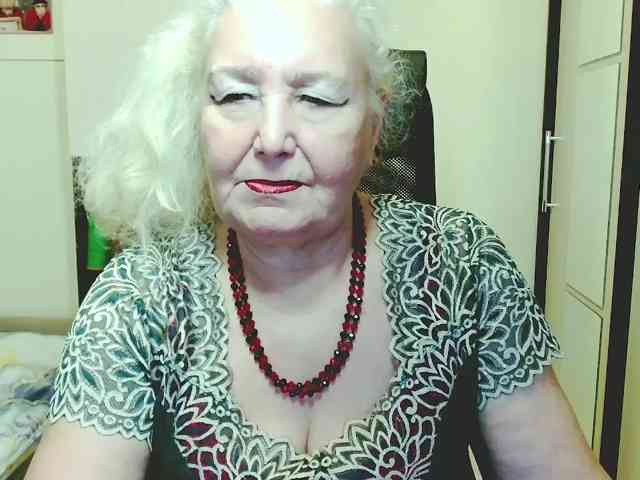 Model: GrannyWants