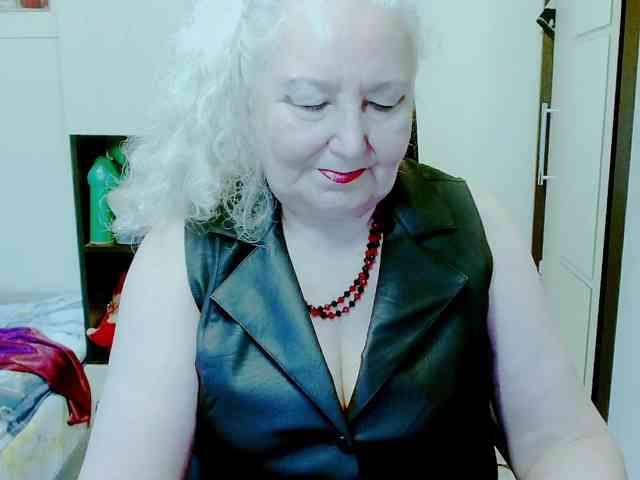 GrannyWants webcam