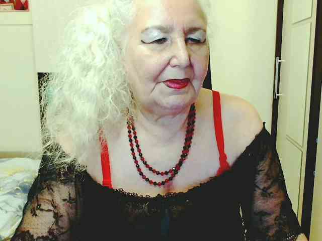 Model: GrannyWants