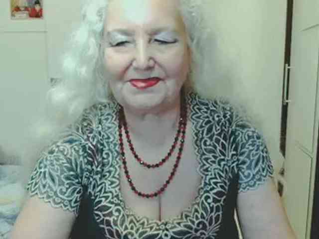 Model: GrannyWants