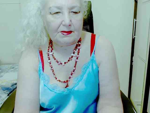 GrannyWants webcam