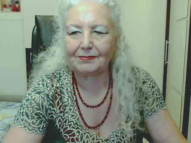 Model: GrannyWants