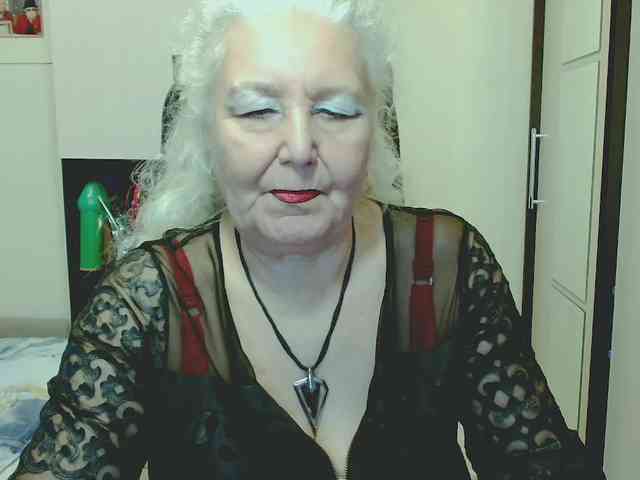 GrannyWants webcam