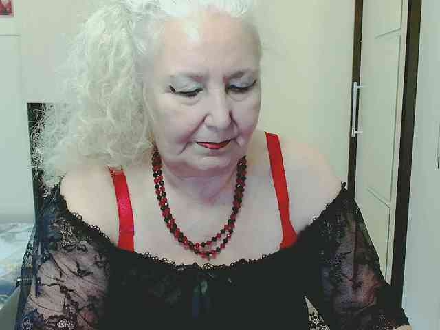 GrannyWants webcam
