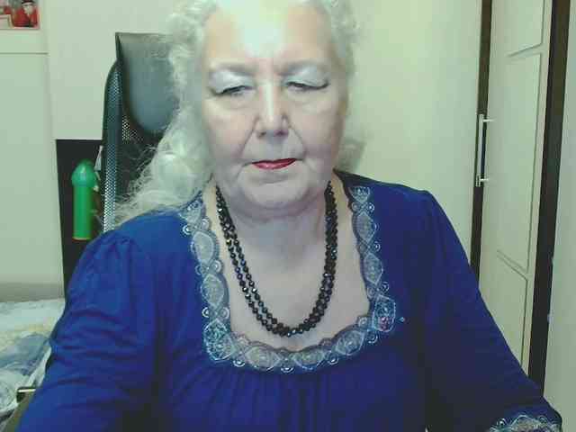 Model: GrannyWants