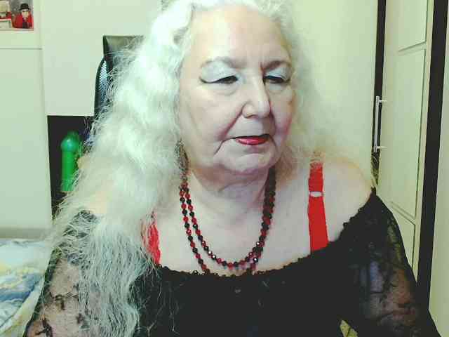 Model: GrannyWants