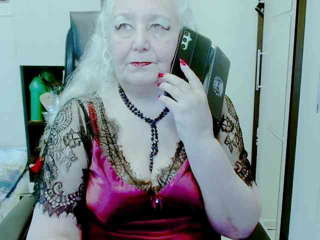 GrannyWants webcam