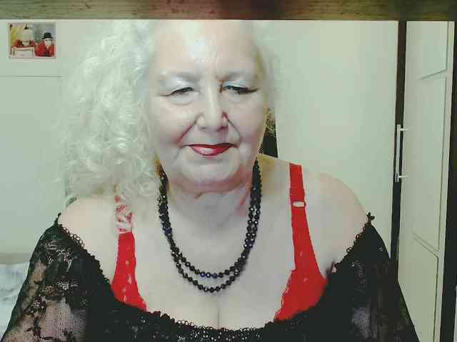 Model: GrannyWants