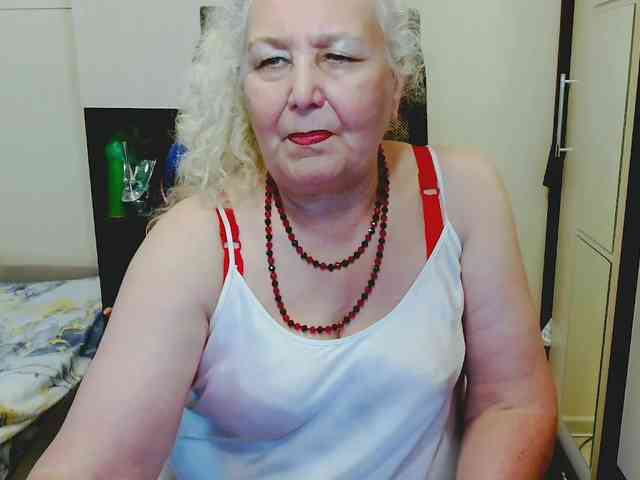 Model: GrannyWants