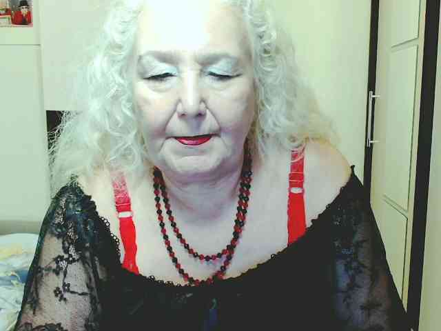 Model: GrannyWants