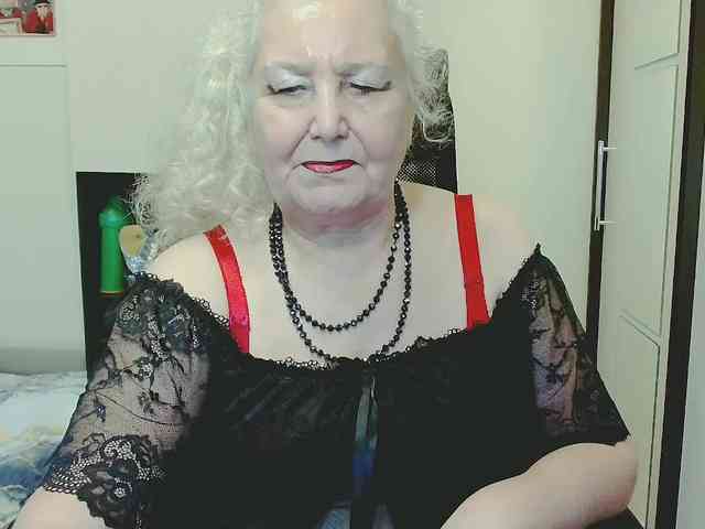 Model: GrannyWants