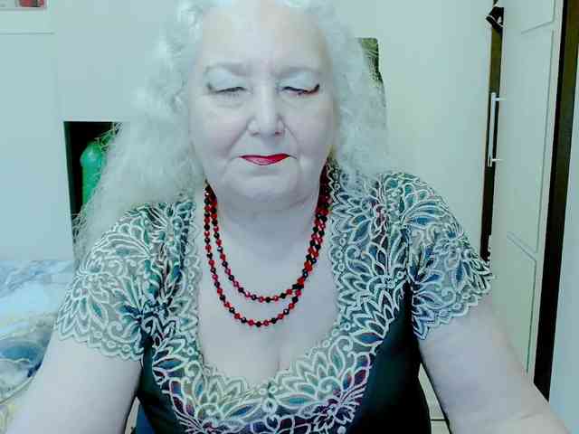 GrannyWants webcam